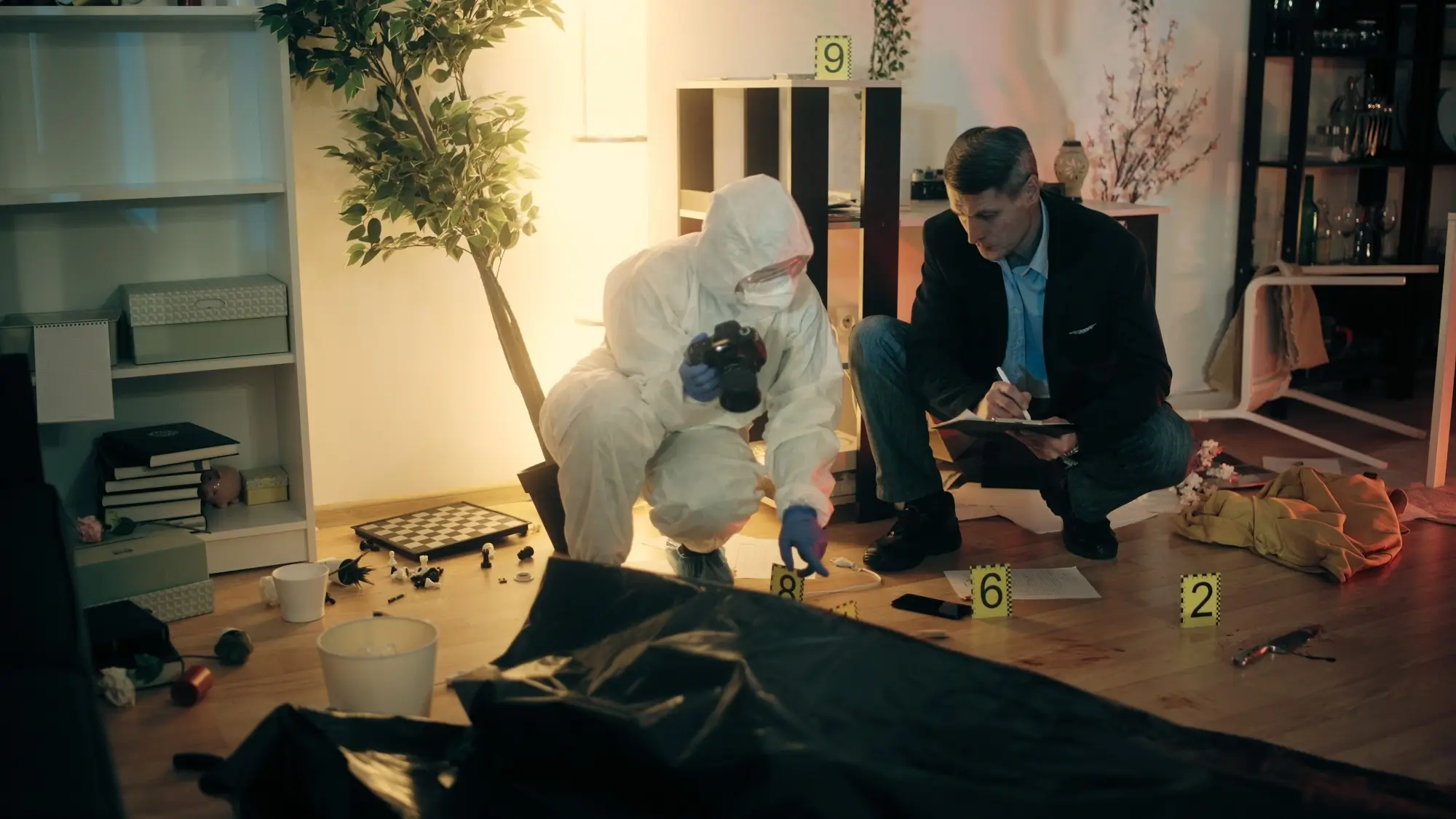 Shutterstock_2386626725 | TVGURU.cz místo činu