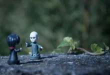 figurka Voldemorta a Harryho Pottera
