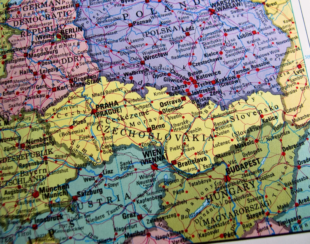shutterstock_2556798827-min | TVGURU.cz mapa Československa