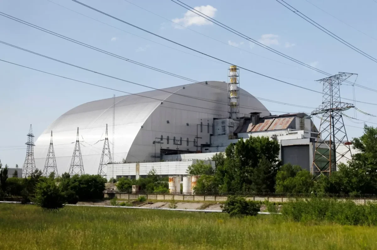 sarkofág nad nukleárním reaktorem v Černobylu
