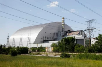 sarkofág nad nukleárním reaktorem v Černobylu