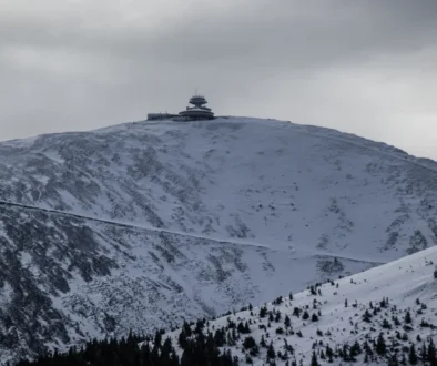 shutterstock_2423379249 2 Sněžka.