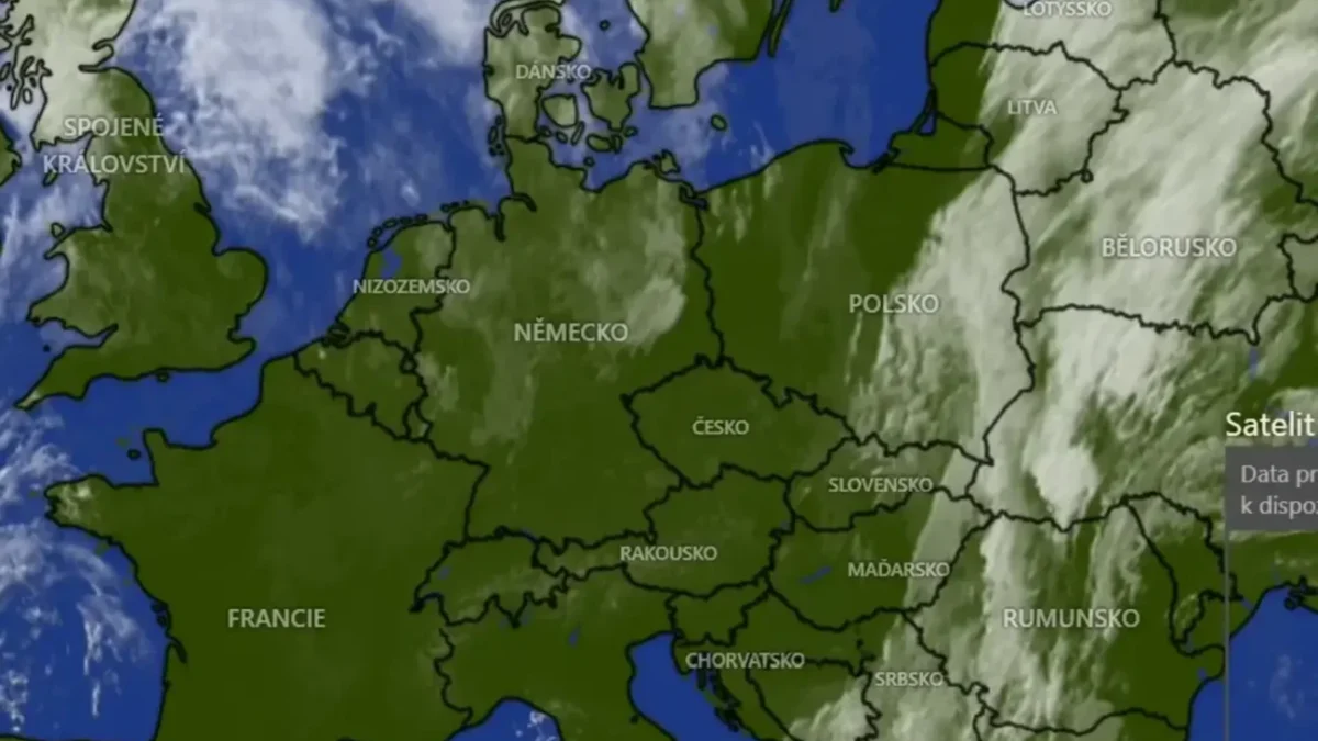Pohled na Evropu přes satelit po setmění
