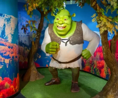 postavička shreka v universal studios