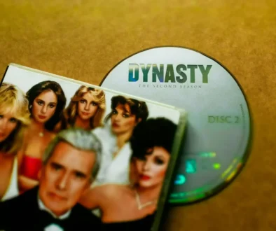 Americký seriál Dynastie na DVD