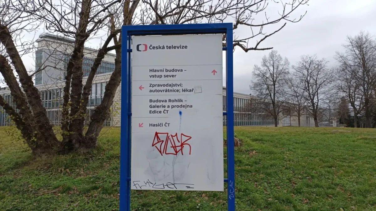 cedule česká televize v kavčích horách v praze