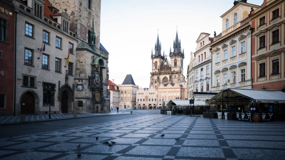 vylidněná Praha - Staroměstské náměstí