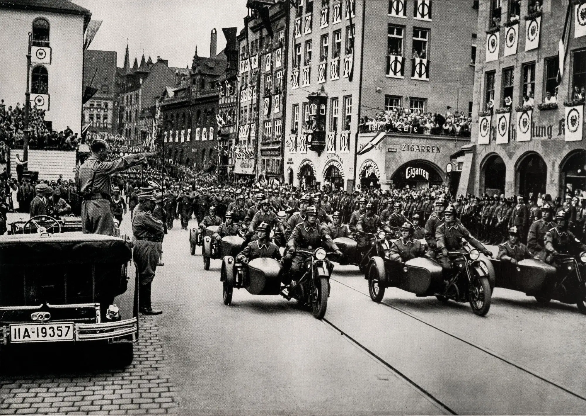 Německo obsazuje okolní země