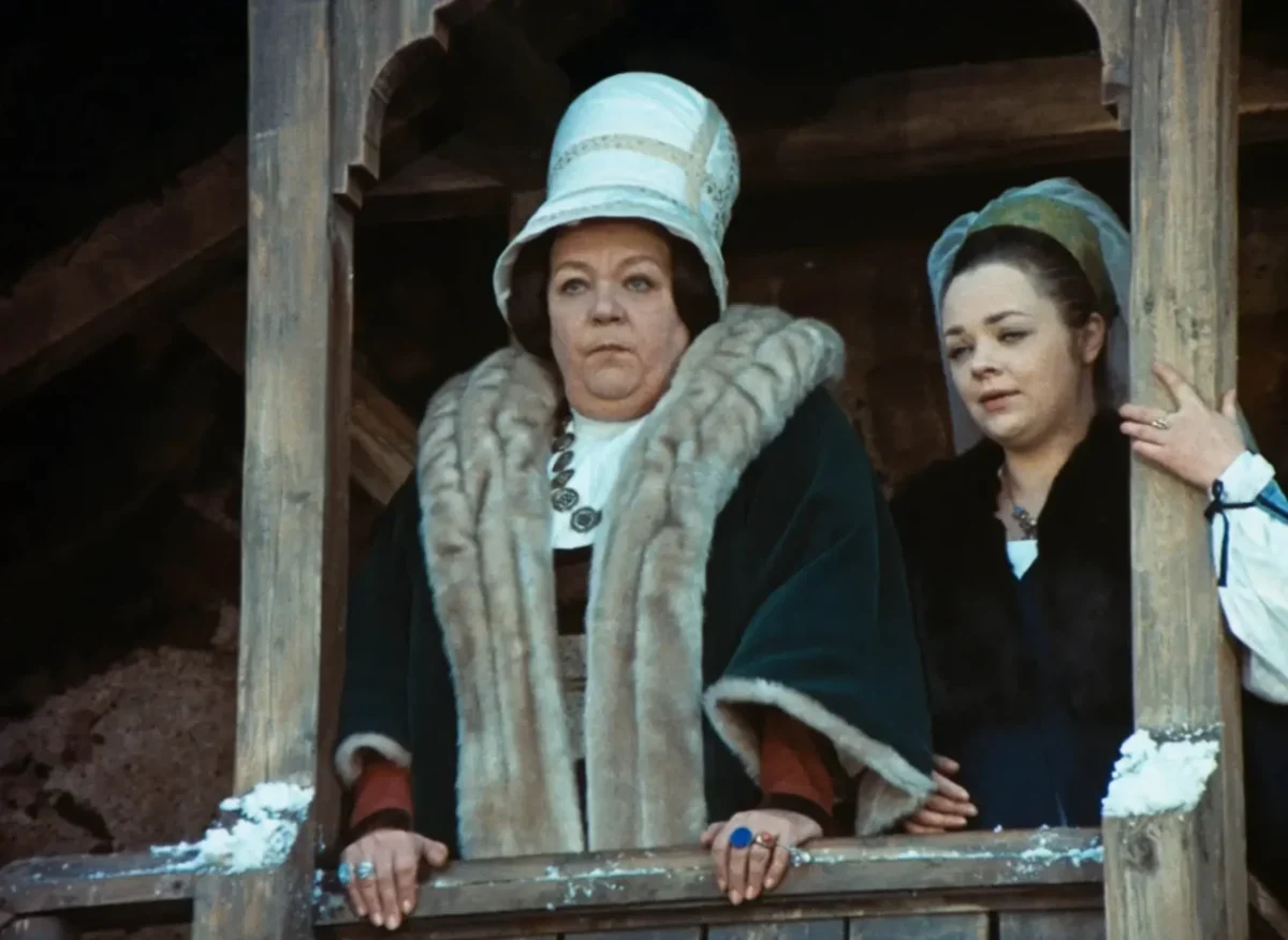 Macecha v pohádce Tři oříšky pro Popelku