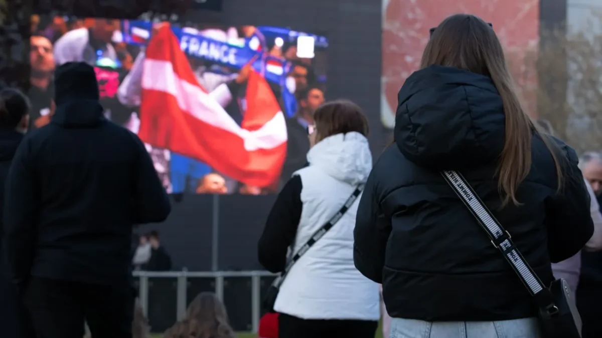 vysoká sledovanost sportovního přenosu na plátně