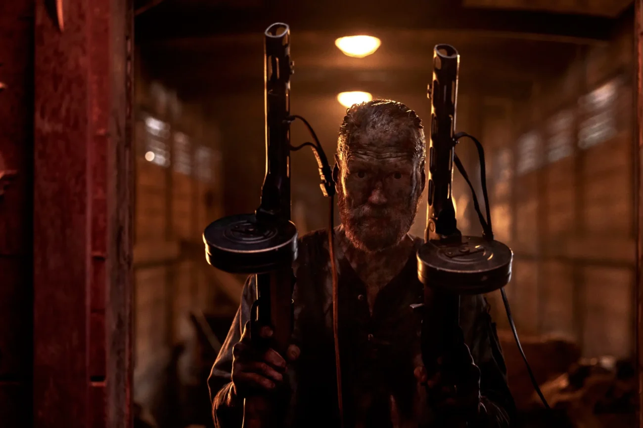 IMG_8376_r | TVGURU.cz Hlavní hrdina z filmu Sisu: Odplata jede vlakem.