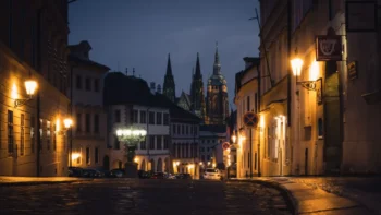 Když ulice večer ztichne