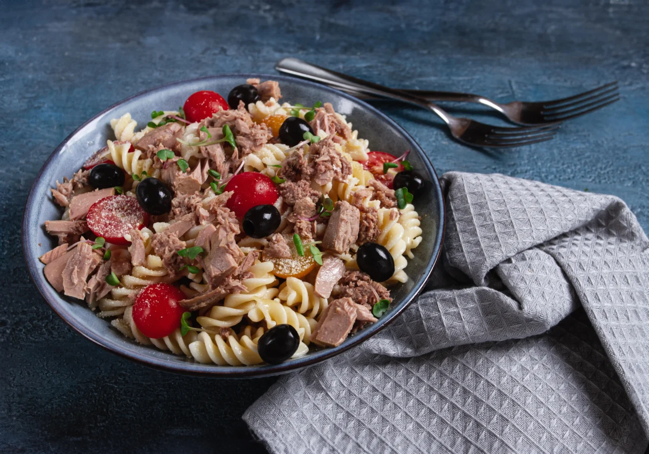 shutterstock_2634441445-min | TVGURU.cz těstoviny v talíři