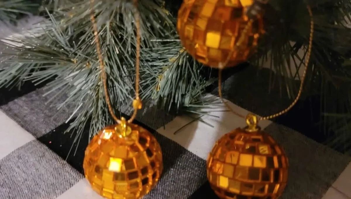 vánoční banky na stromečku