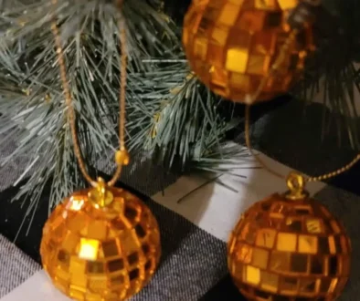 vánoční banky na stromečku