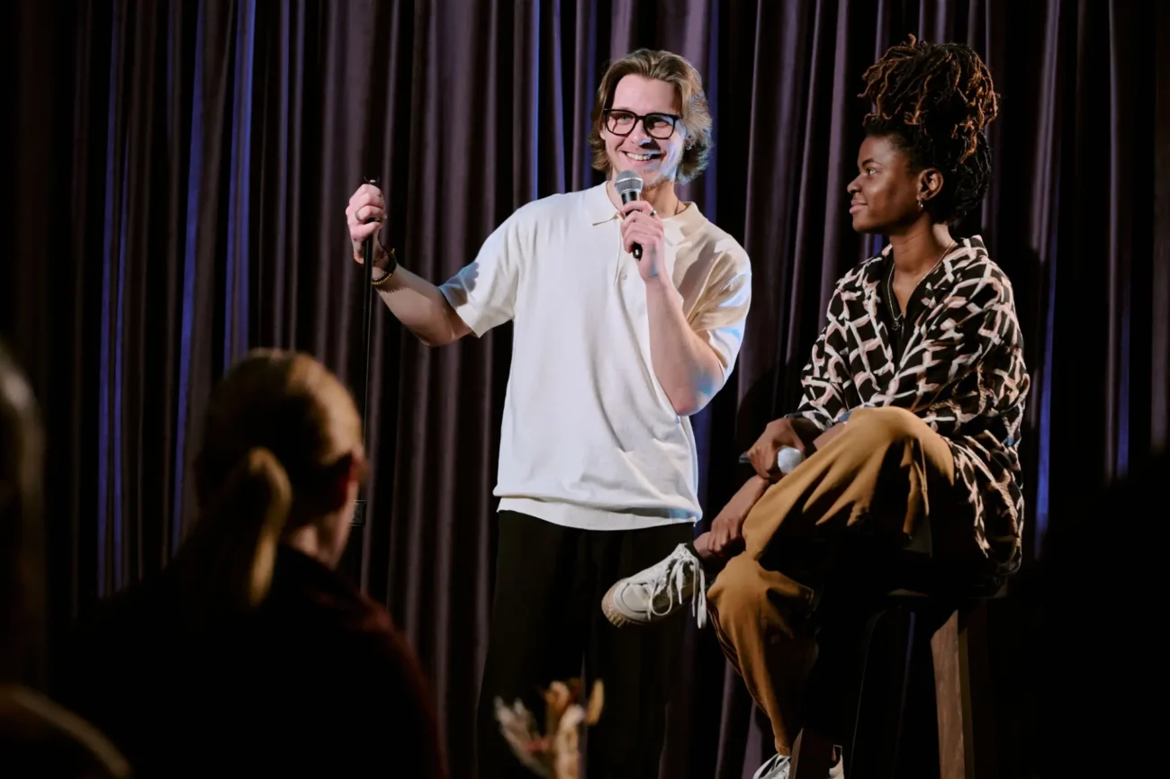 humor | TVGURU.cz Stand-upový komik