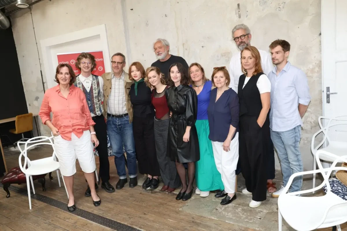 Čeští herci ze seriálu Bratři a sestry.