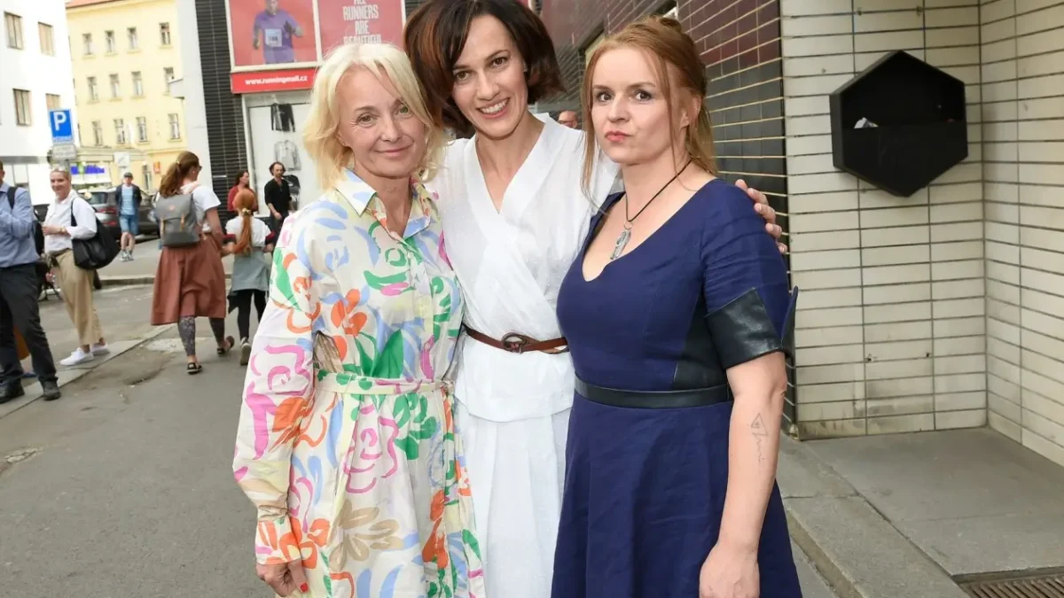 Čeští herci z minisérie Jitřní záře.