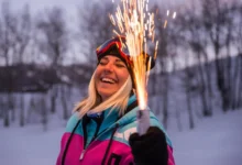 žena s rachejtlí