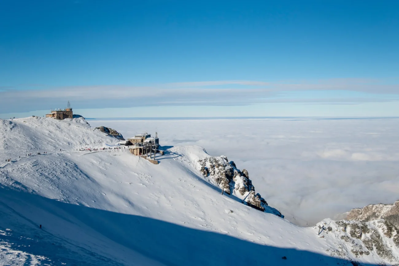 Zasněžené slovenské Tatry.