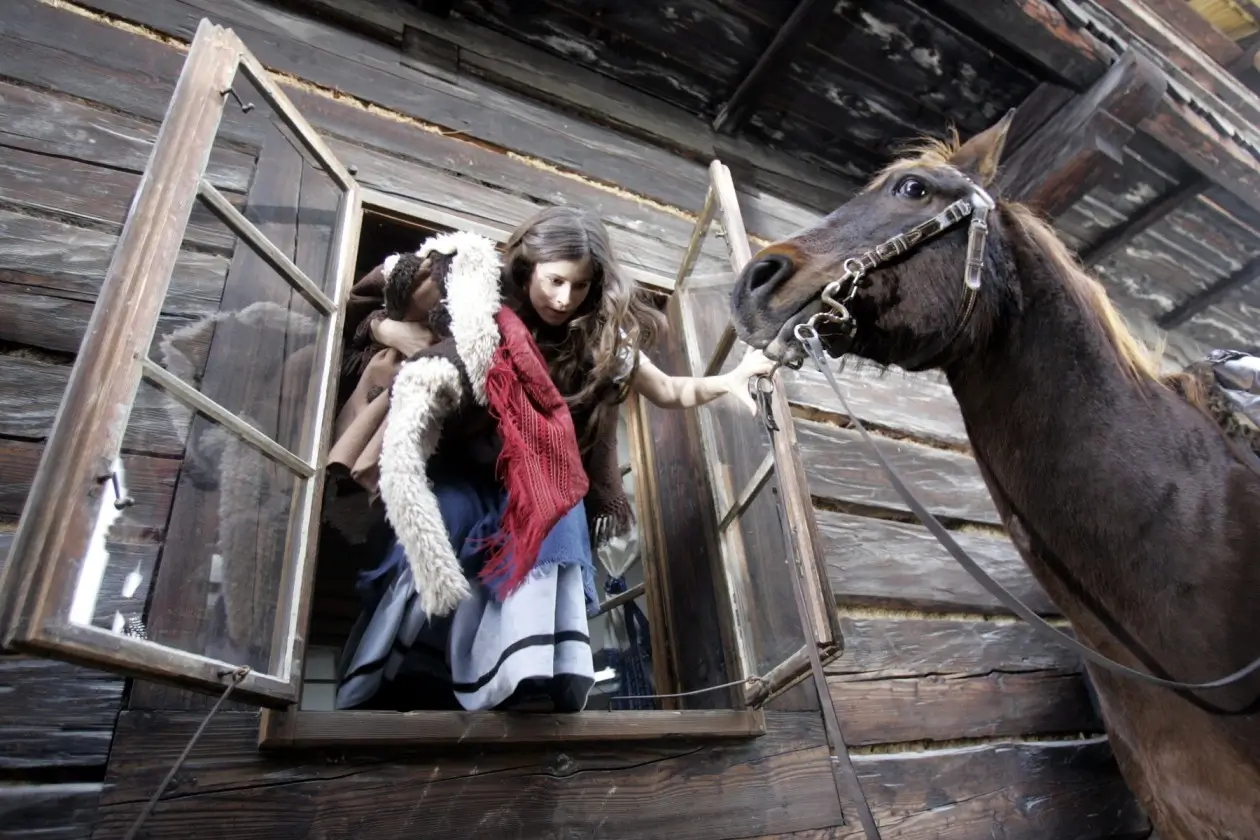 Pohádka Dvanáct měsíčků.