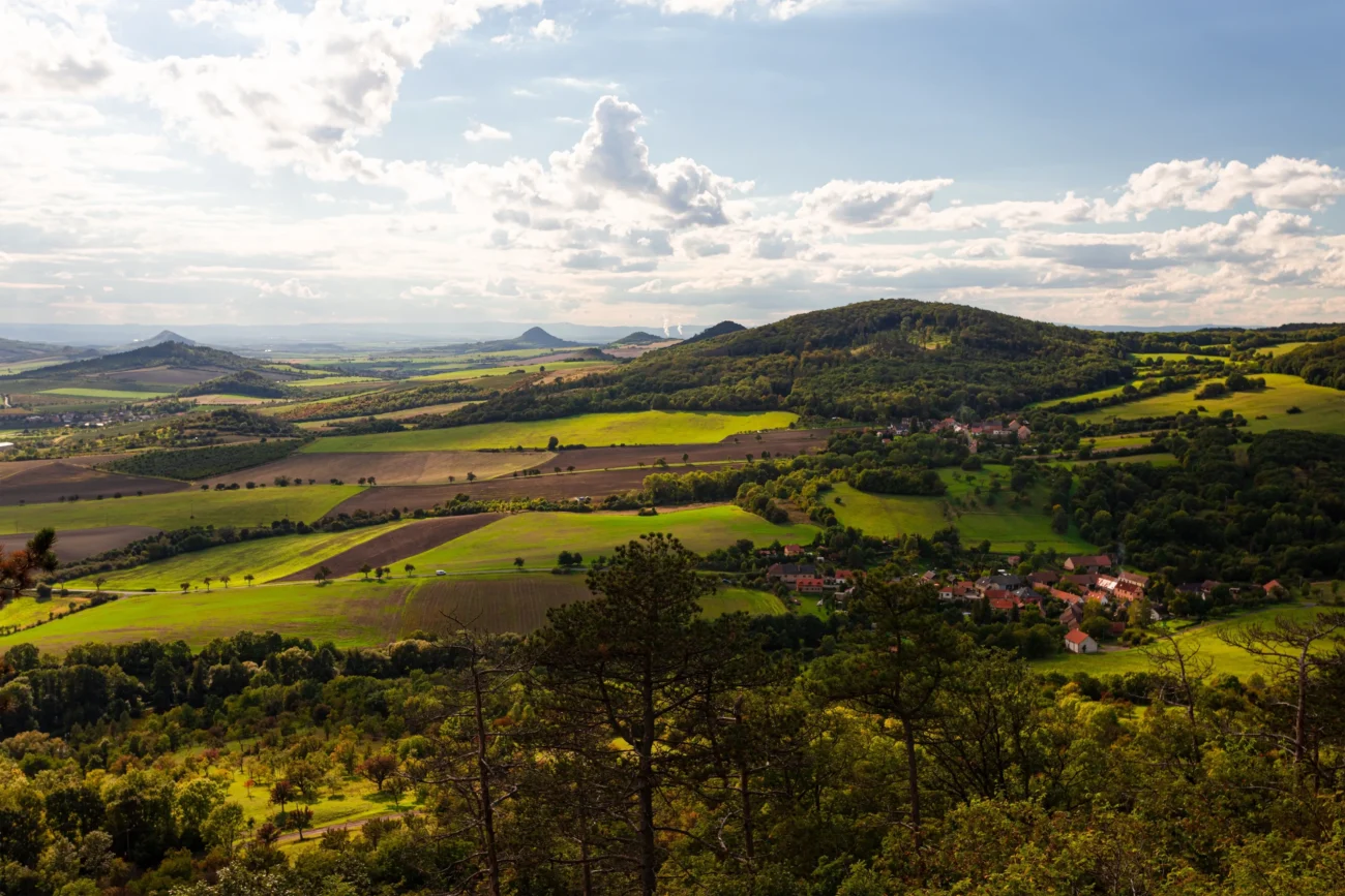 shutterstock_2230169407-2 | TVGURU.cz Pohled na českou přírodu