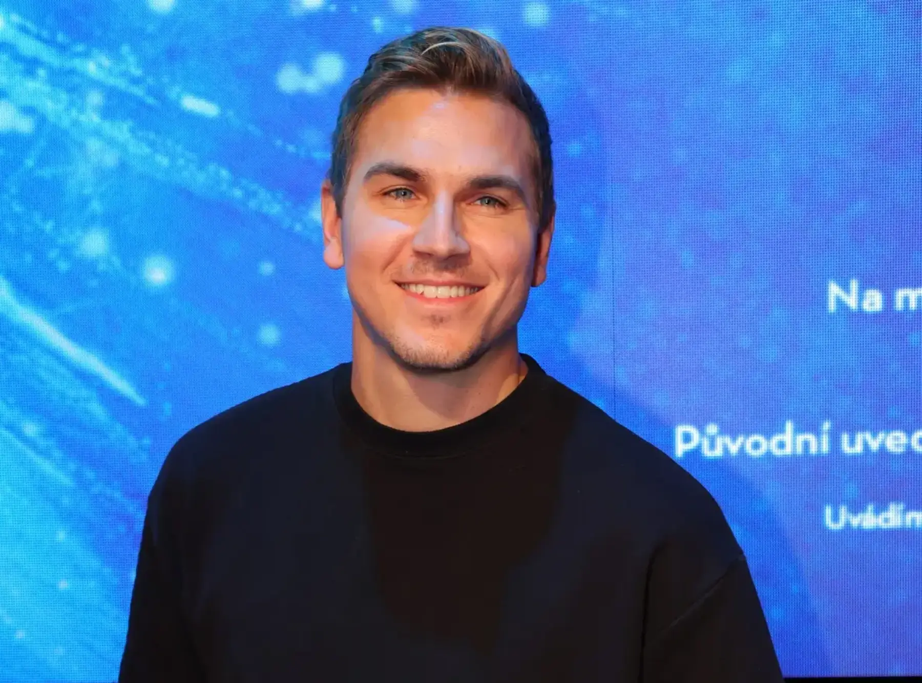 David Gránský oproti svým prvním televizním krůčkům neuvěřitelně vyzrál. Jako herec i jako idol dívčích srdcí. | TVGURU.cz David Gránský oproti svým prvním televizním krůčkům neuvěřitelně vyzrál. Jako herec i jako idol dívčích srdcí.