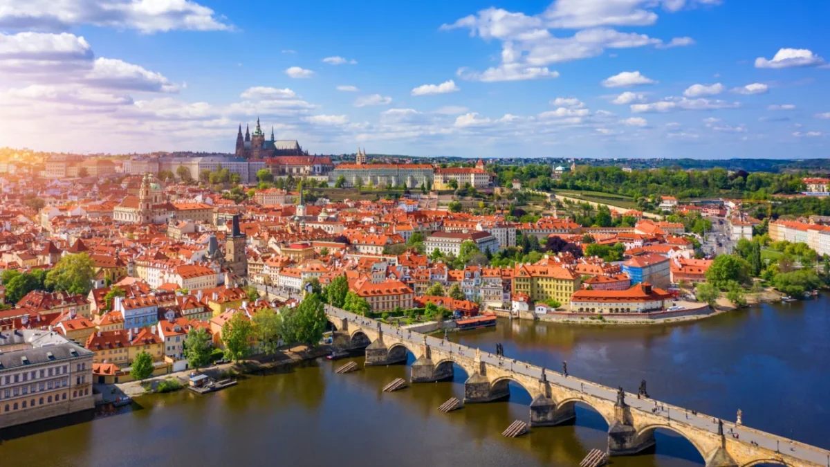 shutterstock_2337845801