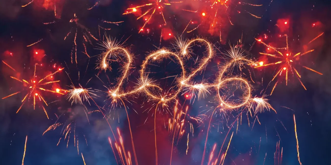 2026 | TVGURU.cz Ohňostroj s nápisem 2026