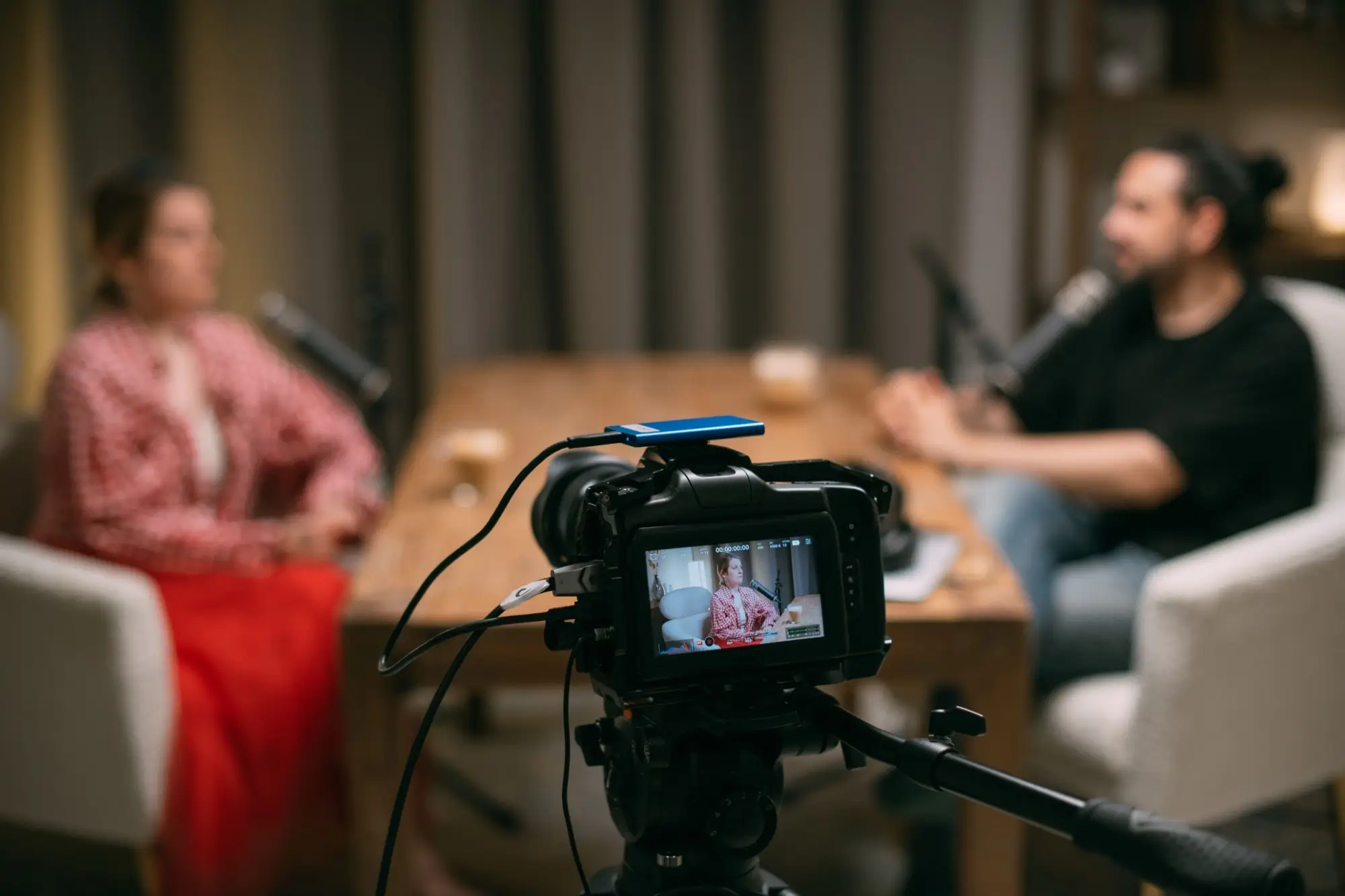 Rozhovory ve studiu na aktuální témata