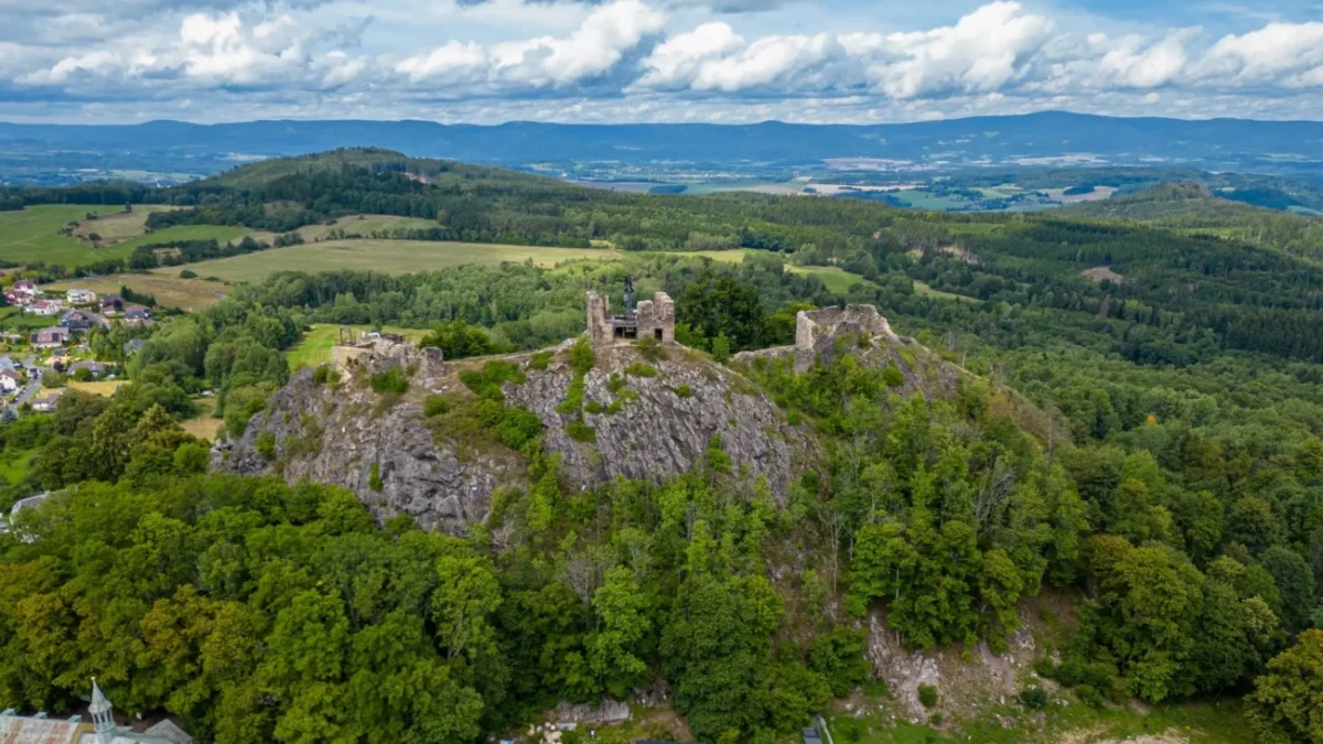 Pohled z dálky na Andělskou Horu