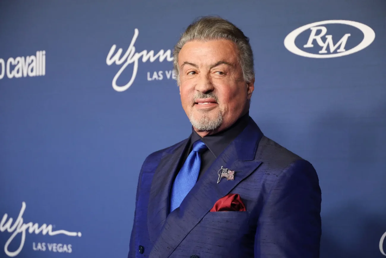 shutterstock_2551004117-2 | TVGURU.cz Usmívající se Sylvester Stallone