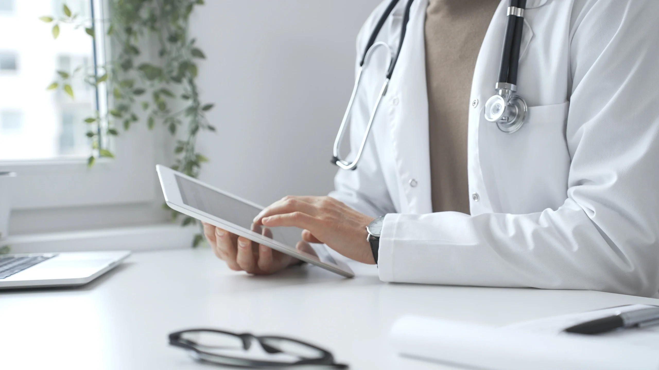 shutterstock_2661695593