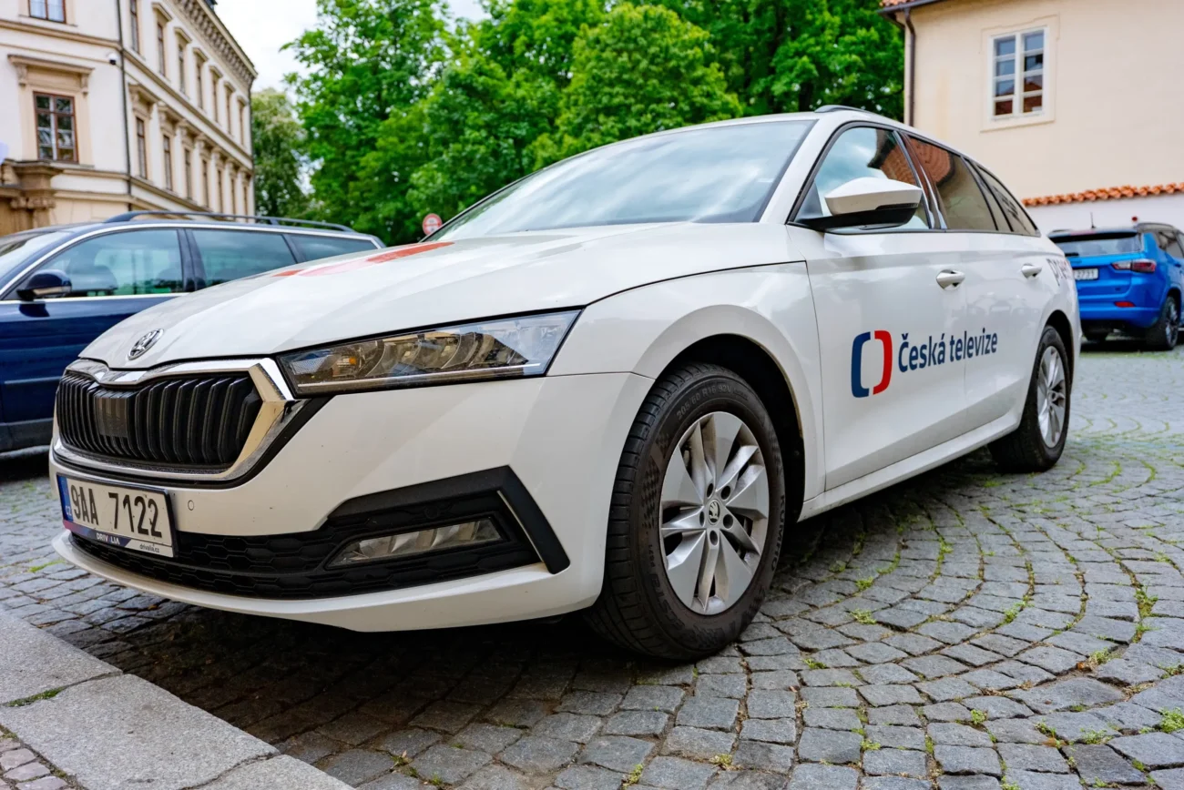 Zaparkované auto ČT