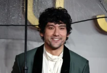 Usmívající se Will Sharpe