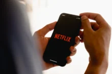 aplikace Netflix v mobilu