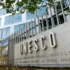 cedule s nápisem UNESCO