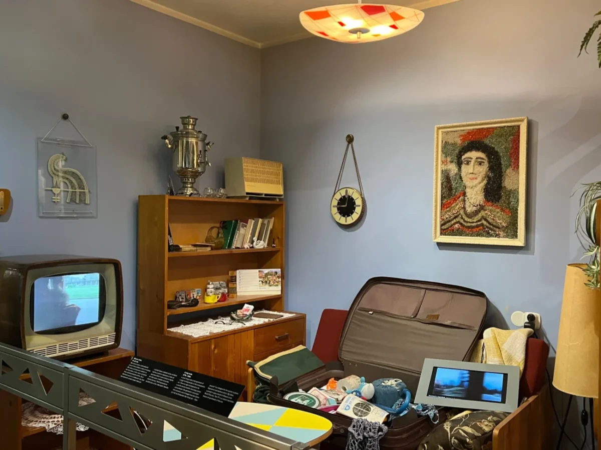 Retro vybavení obývacího pokoje