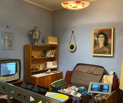 Retro vybavení obývacího pokoje