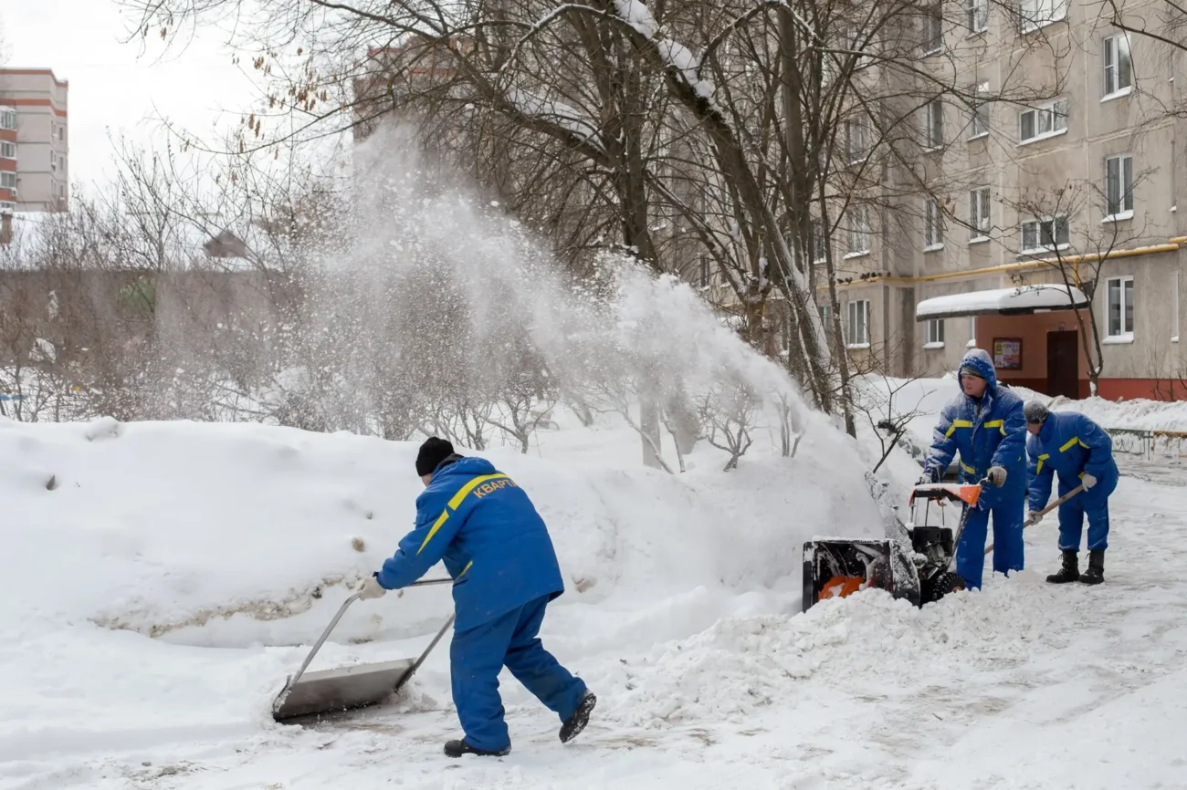Sníh k lednu možná patří, připravit se na něj ale pořádně nejde. Zdroj: Shutterstock | TVGURU.cz Sníh k lednu možná patří, připravit se na něj ale pořádně nejde. Zdroj: Shutterstock