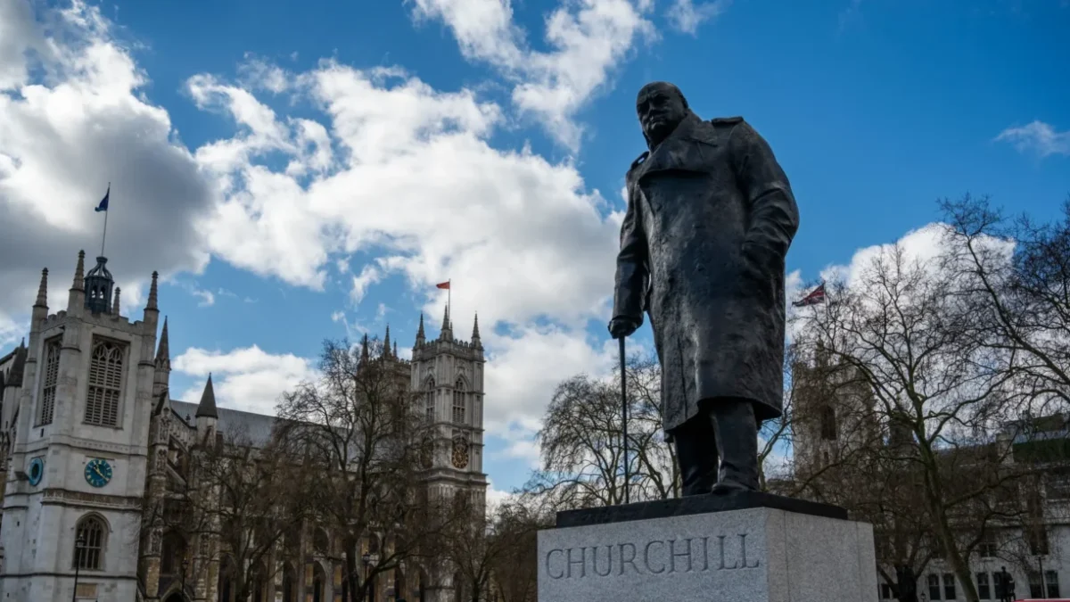 socha Winstona Churchilla