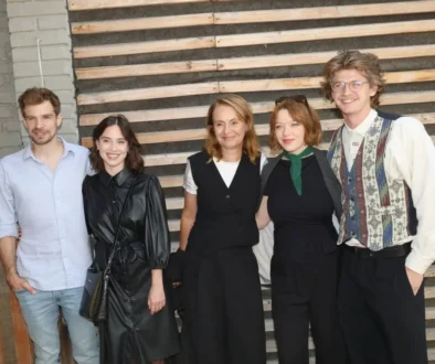 Herci ze seriálu Bratři a sestry.