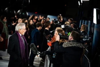 režisér na galavečeru