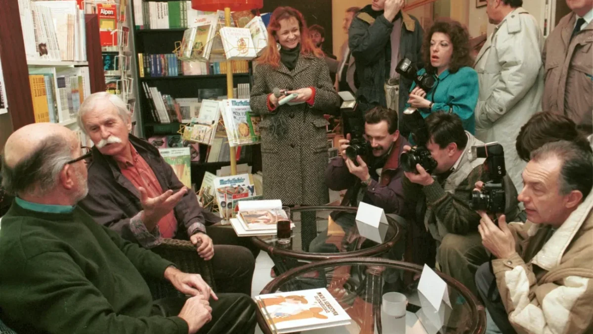 Miloš Macourek a další lidé.