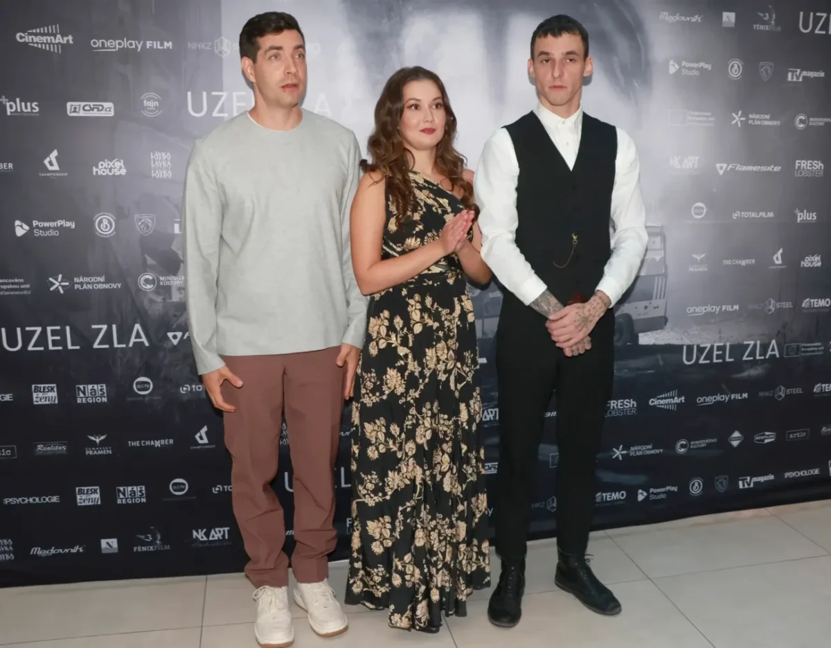 Herci z filmu Uzel zla.