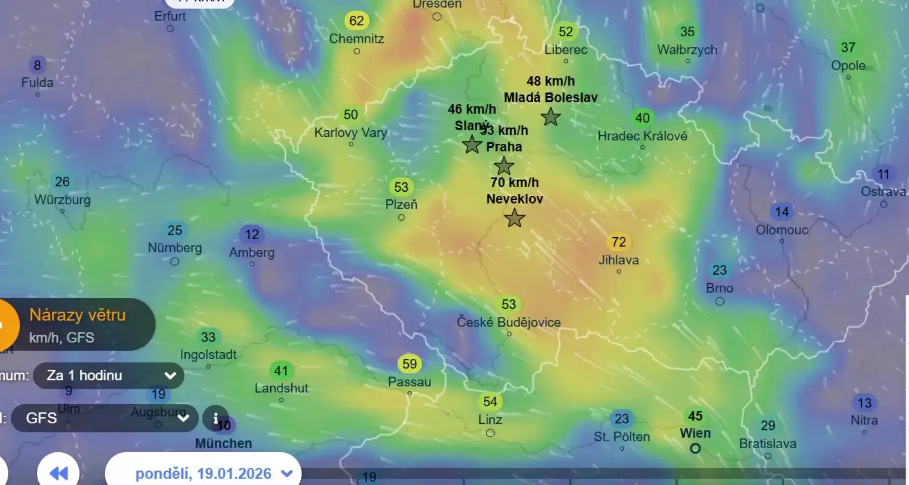 Nárazy větru v pondělí
