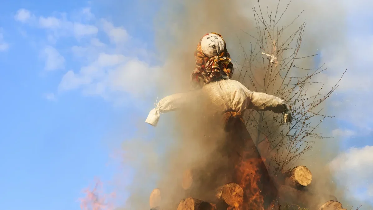 hořící hranice s panákem