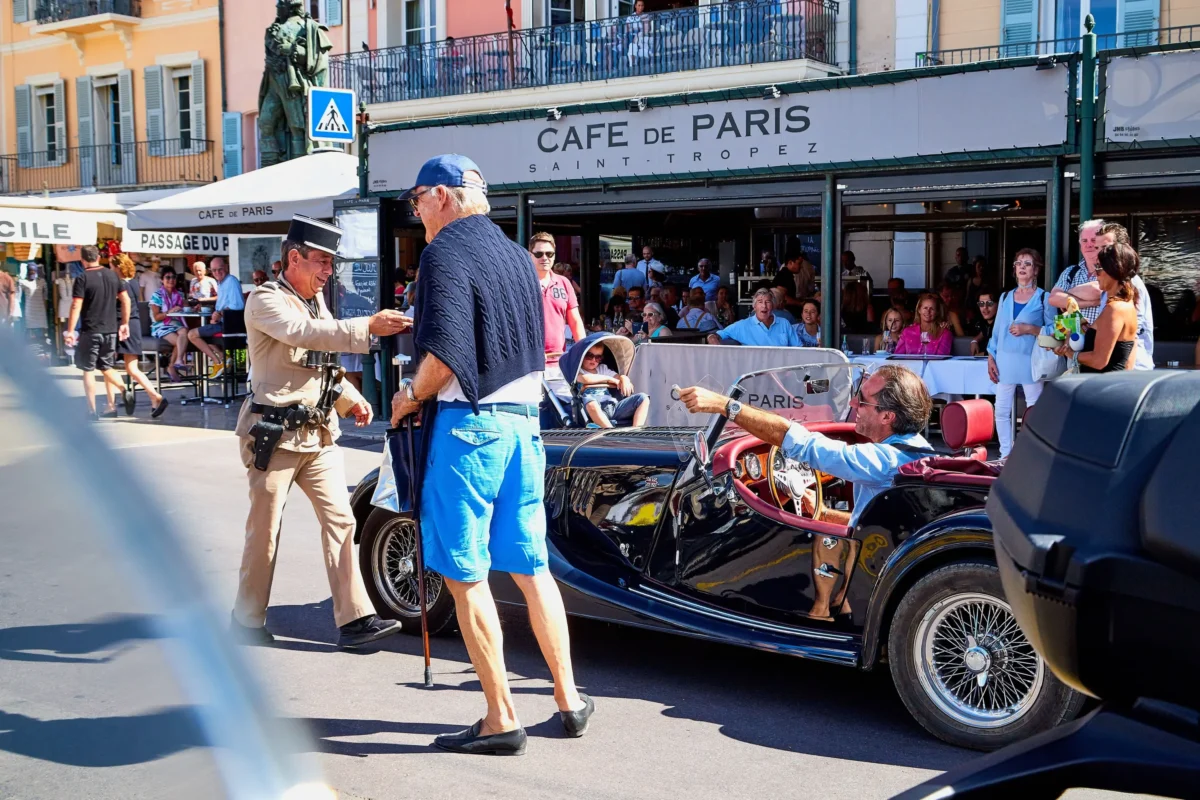 Četník v Saint Tropez