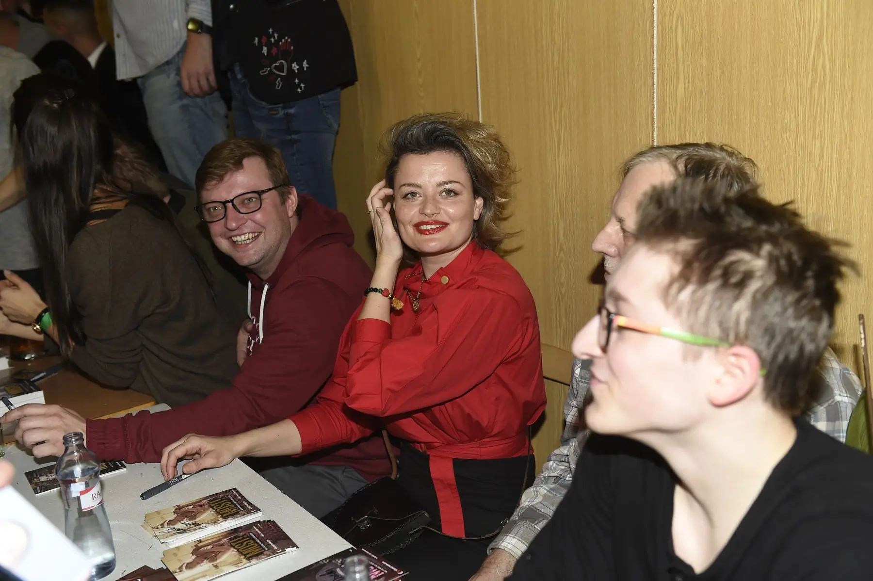 Herci seriálu Most!