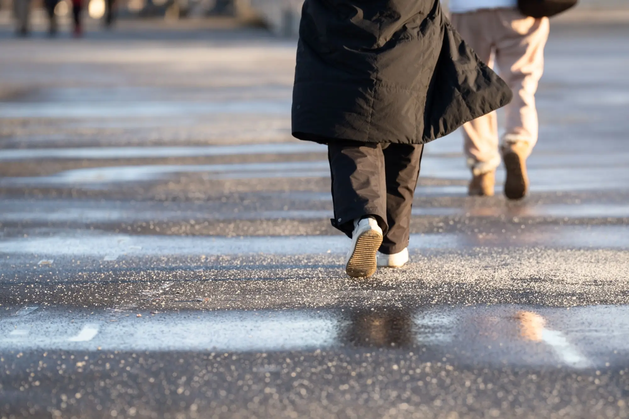 V únoru nás může opět zaskočit ledovka na vozovkách i chodnících
